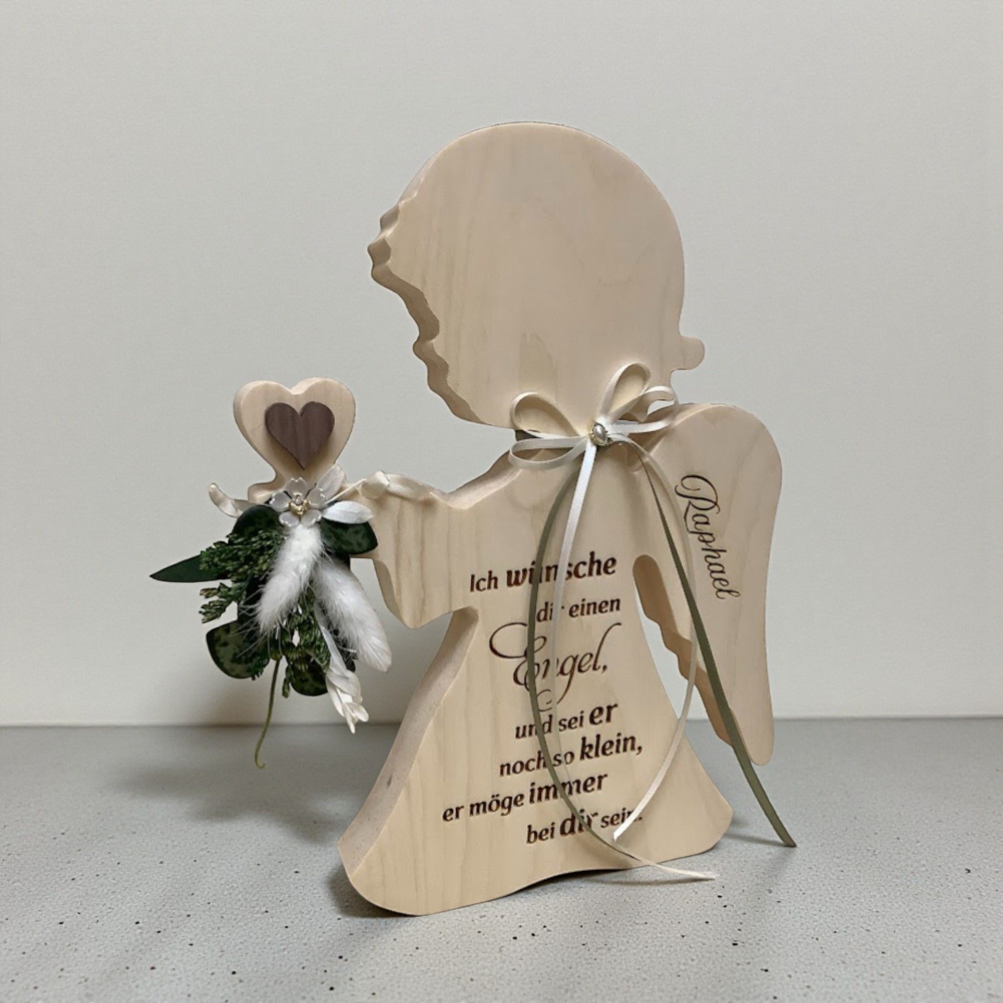 Zirbenengel mit Spruch